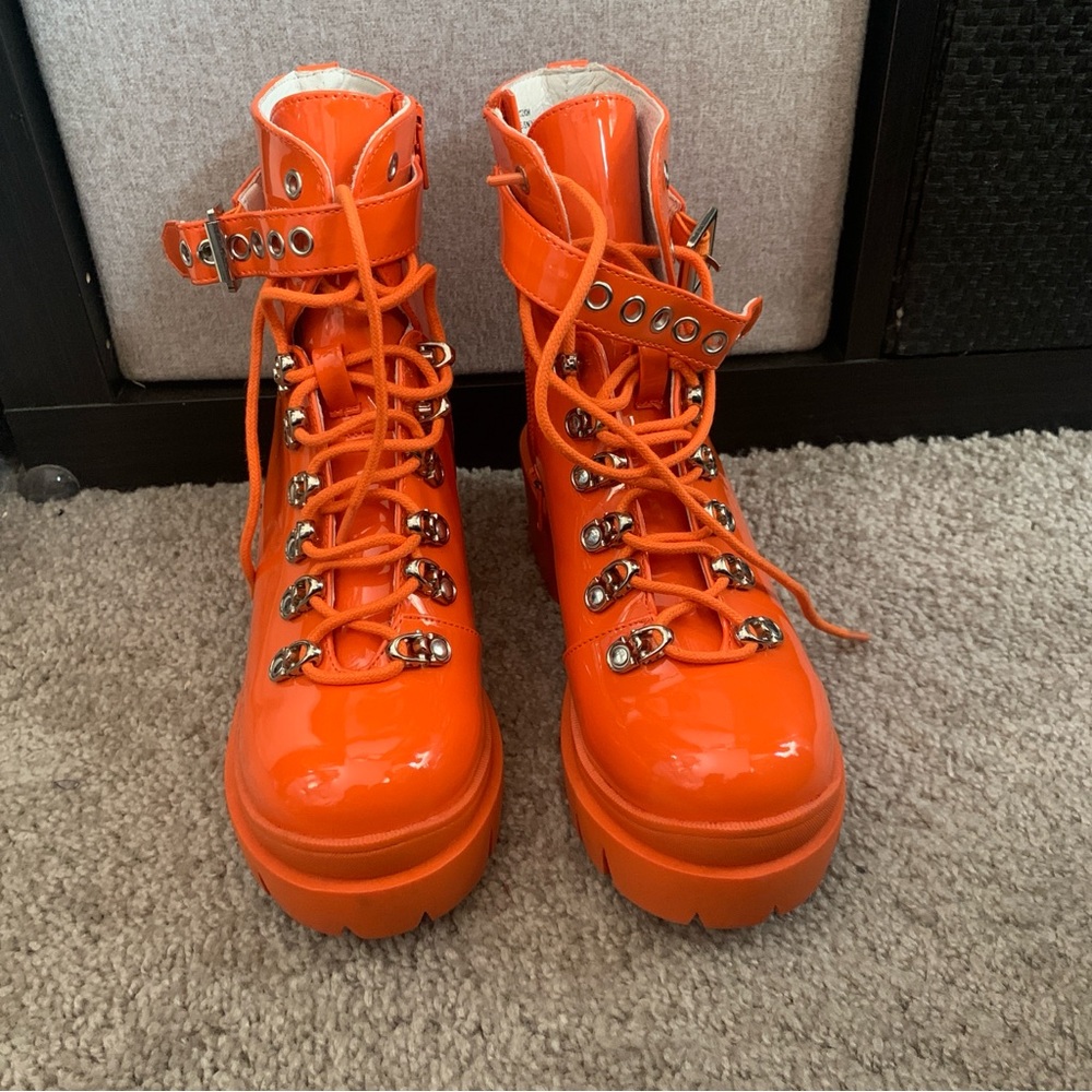 Jeffrey Campbell Czech Orange Lace-Up Ankle Boots faux leather 6M - Picture 3 of 9